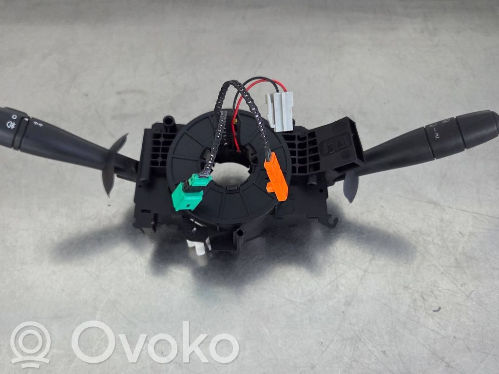 Opel Vivaro Wiper control stalk 