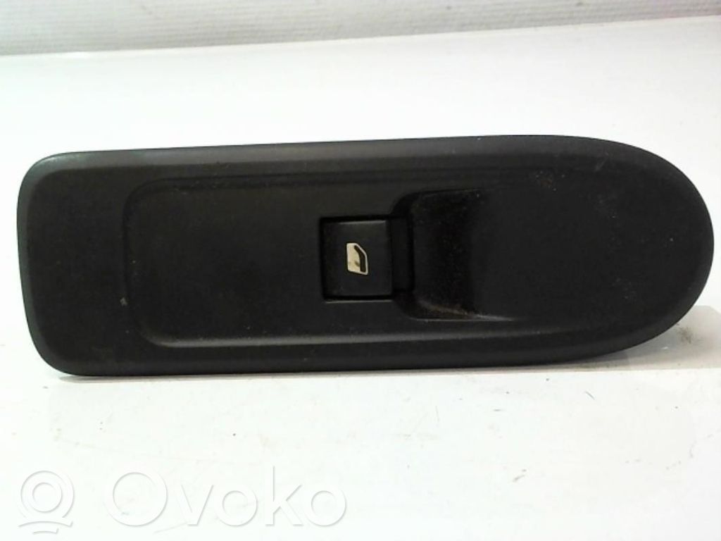 Peugeot 308 Electric window control switch 