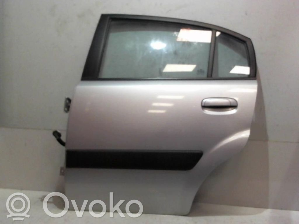 KIA Rio Puerta trasera 