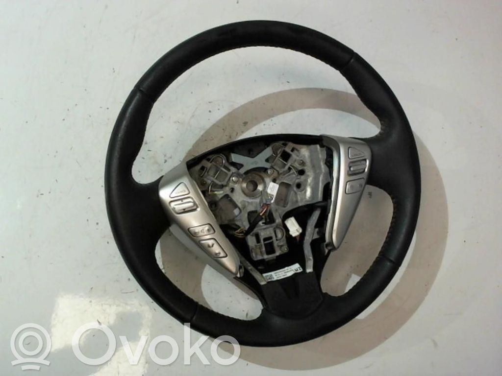 Nissan Note (E12) Vairas 