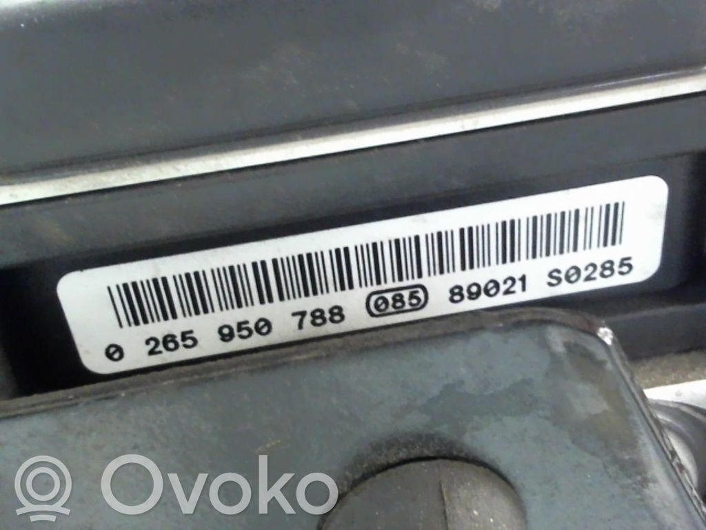 Renault Clio III Pompe ABS 
