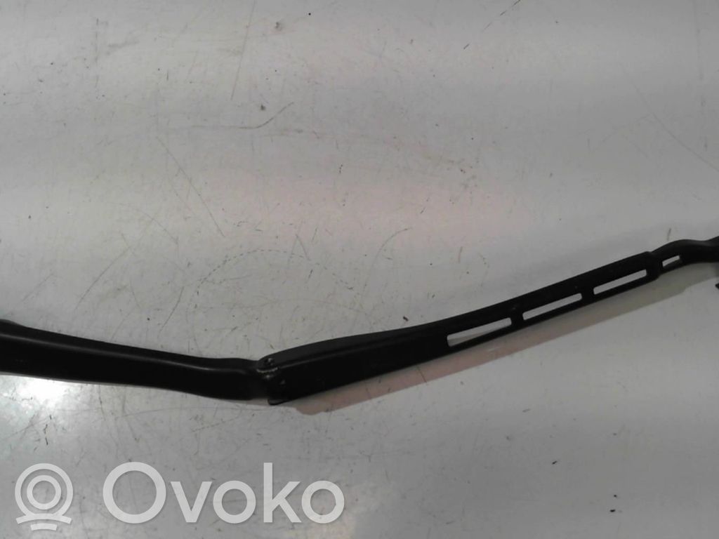 BMW 3 E92 E93 Front wiper blade arm 