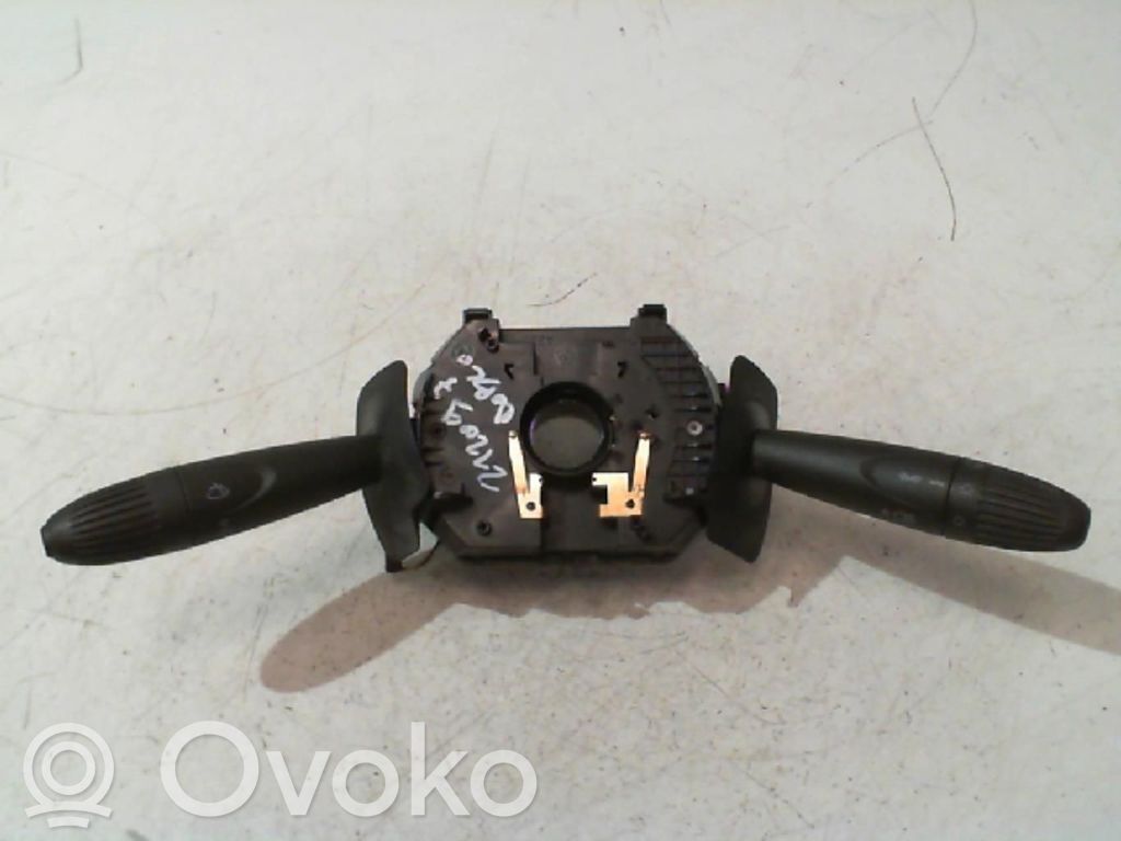 Fiat Doblo Interruptor/palanca de limpiador de luz de giro 
