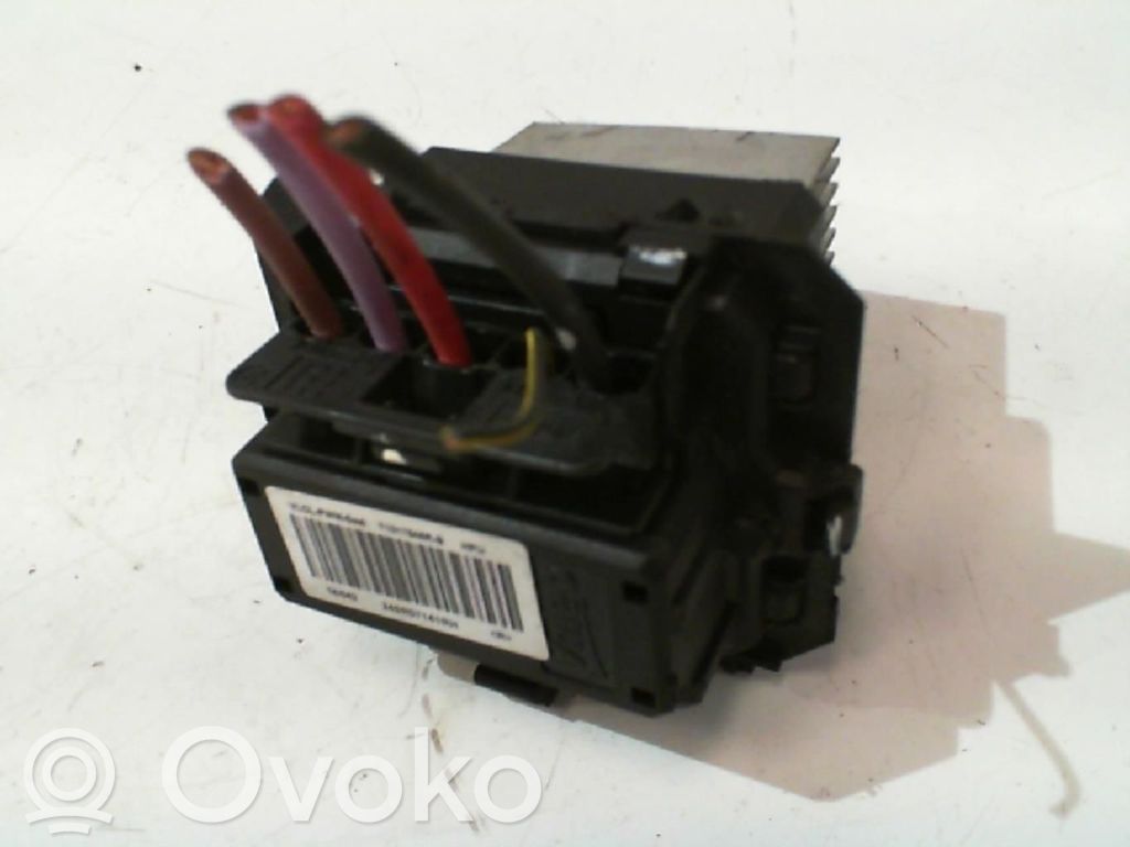 Renault Clio IV Rezystor / Opornik dmuchawy nawiewu 