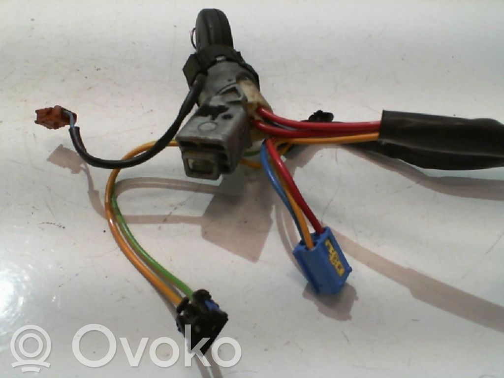 Citroen C5 Užvedimo spynelė 
