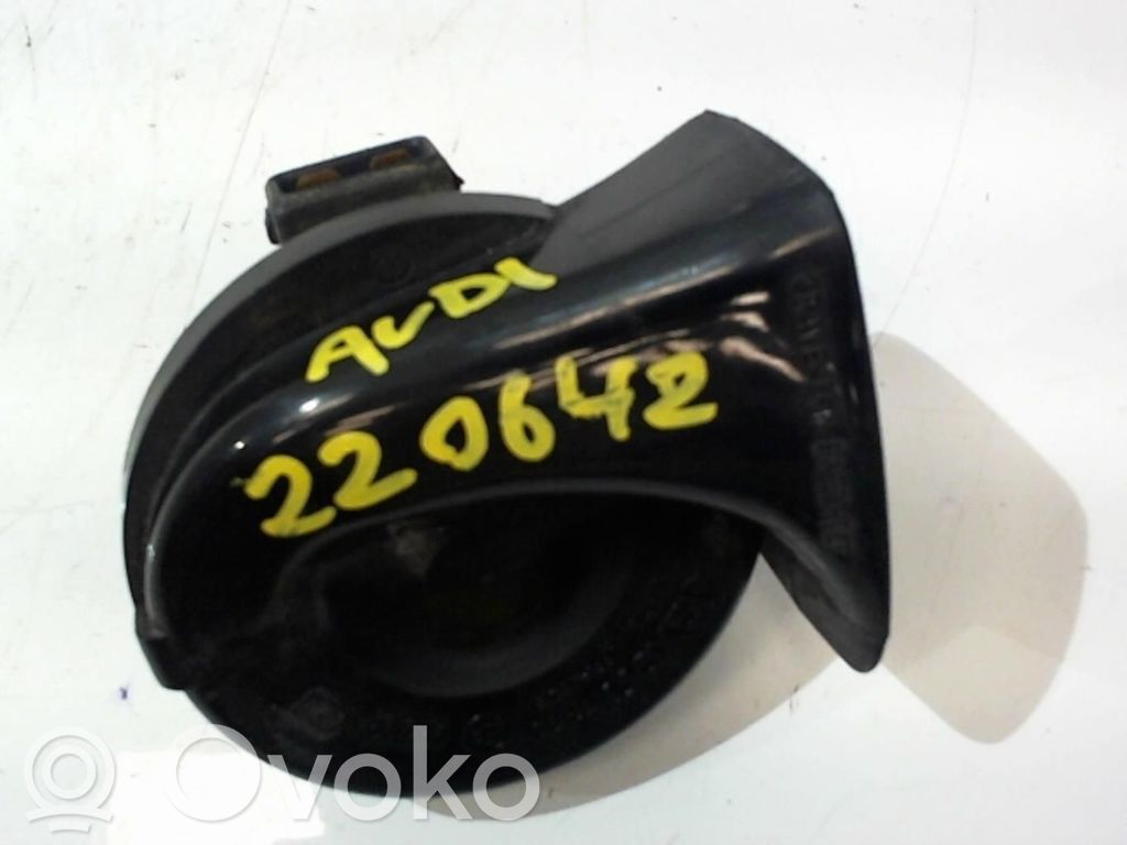 Audi A4 S4 B5 8D Äänimerkkilaite 