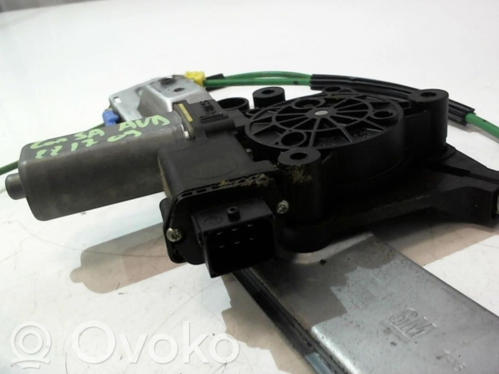 Opel Corsa D Front door window regulator with motor 