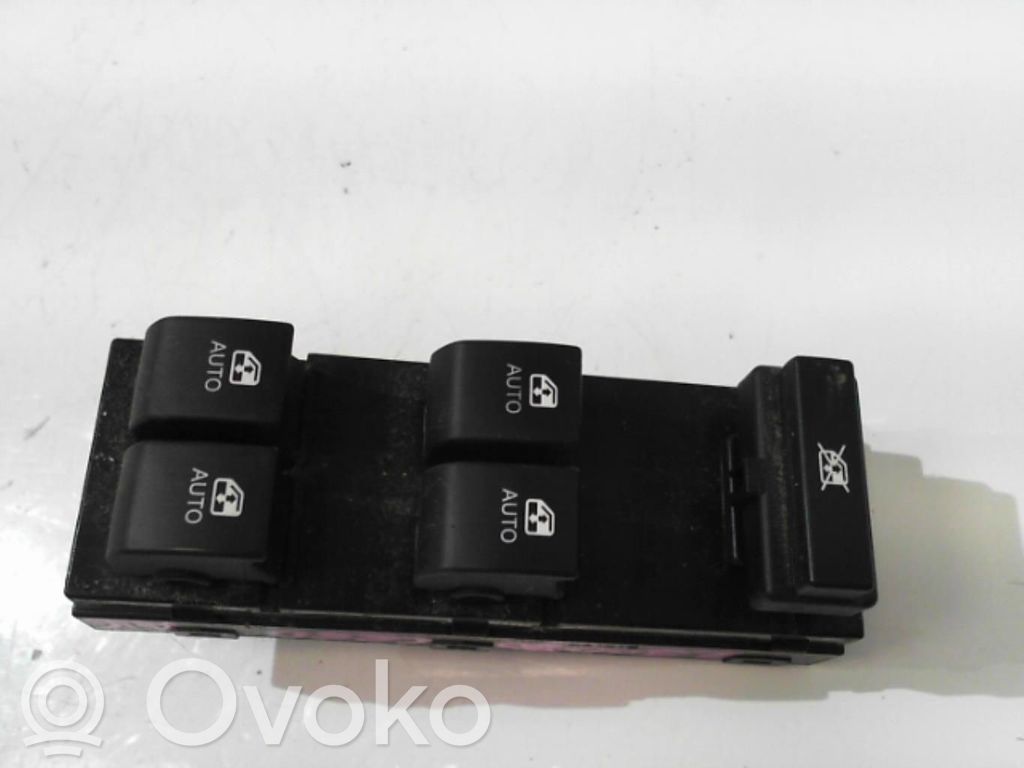 KIA Ceed Electric window control switch 