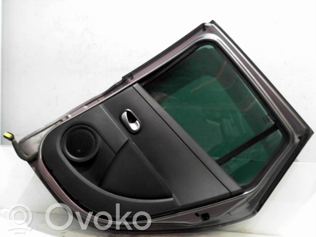 Renault Clio III Puerta trasera 