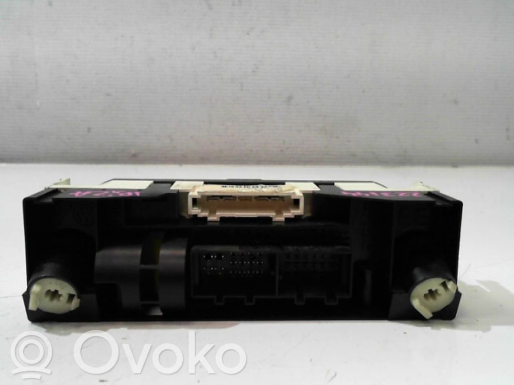 Panel klimatyzacji   6L0819045DNEE,6L0819045