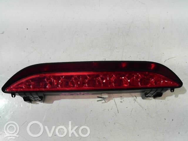 Chevrolet Aveo Third/center stoplight 