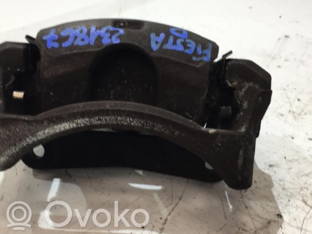 Ford Fiesta Передний суппорт 