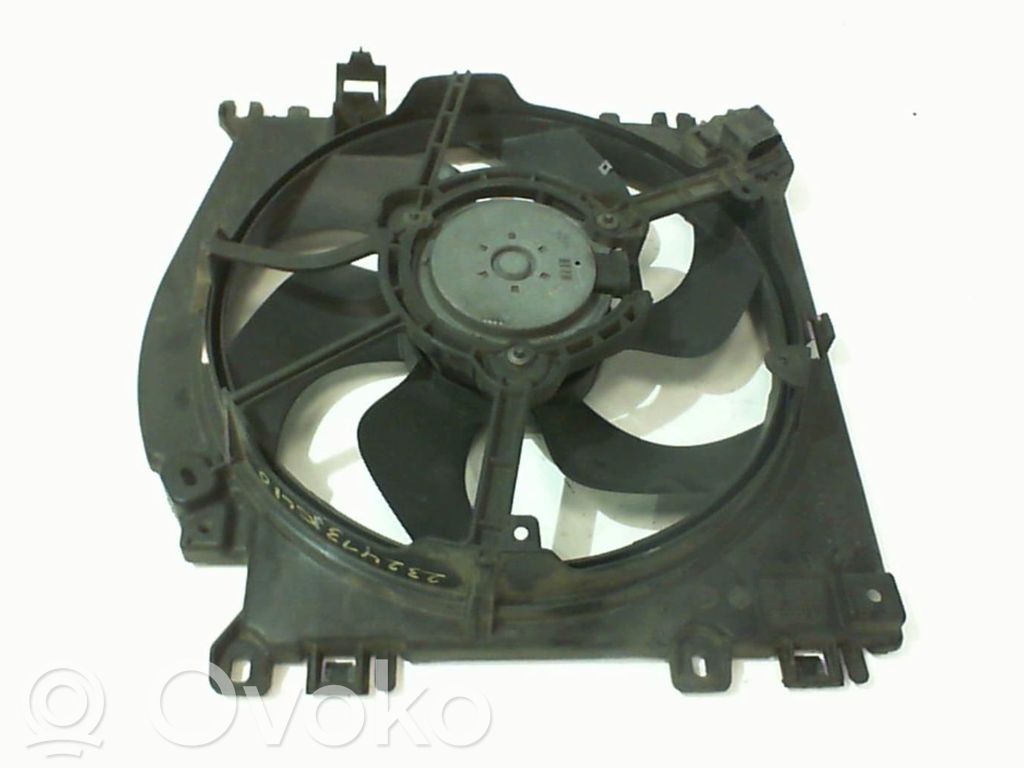 Renault Clio III Elektrisks radiatoru ventilators 