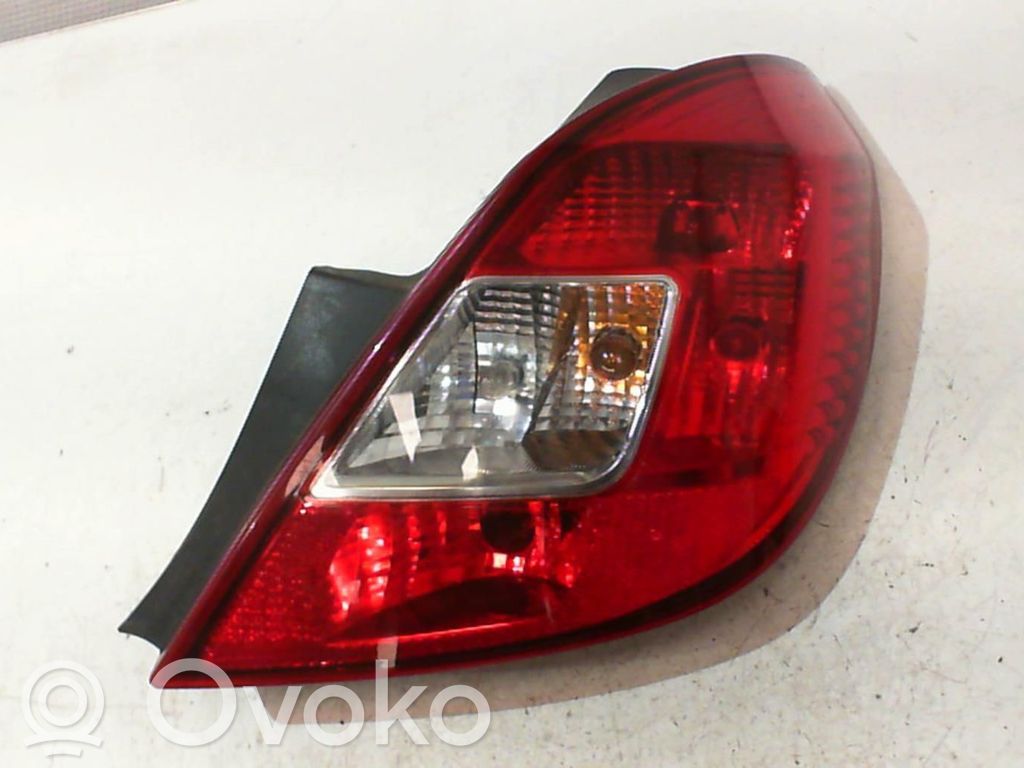 Opel Corsa D Galinis žibintas kėbule 