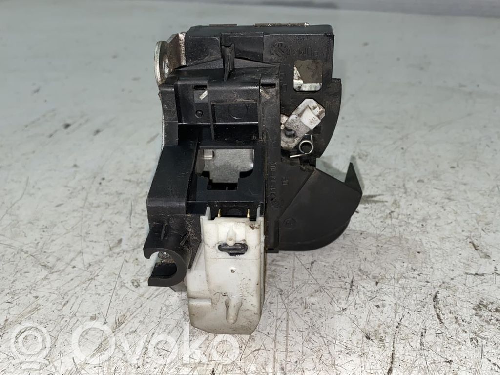 Renault Clio II Front door lock 