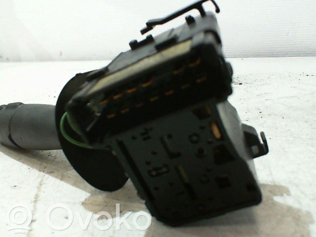 Renault Laguna II Wiper control stalk 