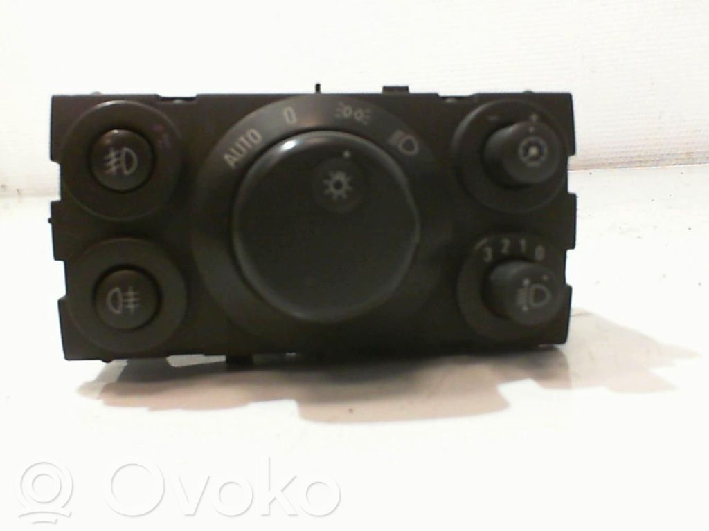 Opel Astra H Interruptor de luz 