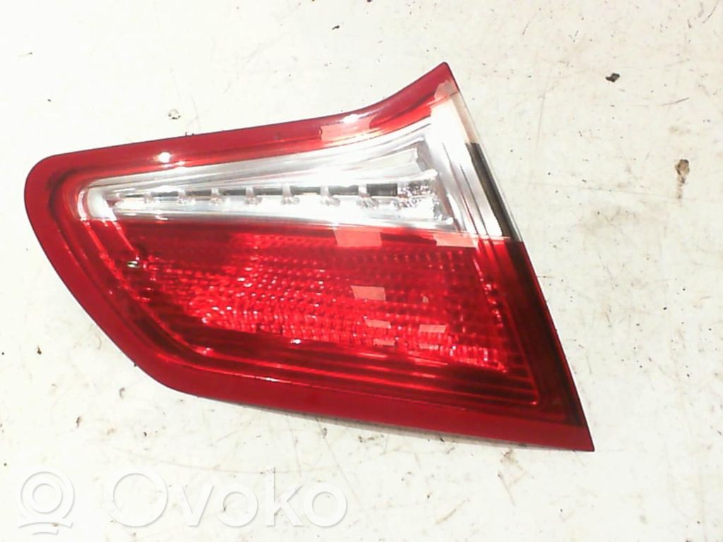 Citroen C4 II Tailgate rear/tail lights 