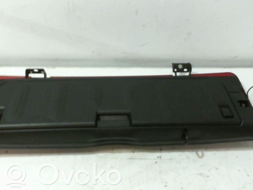 Tailgate/trunk/boot lid   8701W2