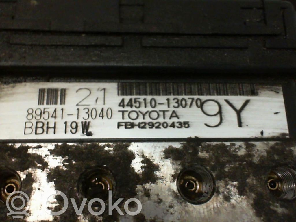 Toyota Corolla Verso E121 ABS Blokas 