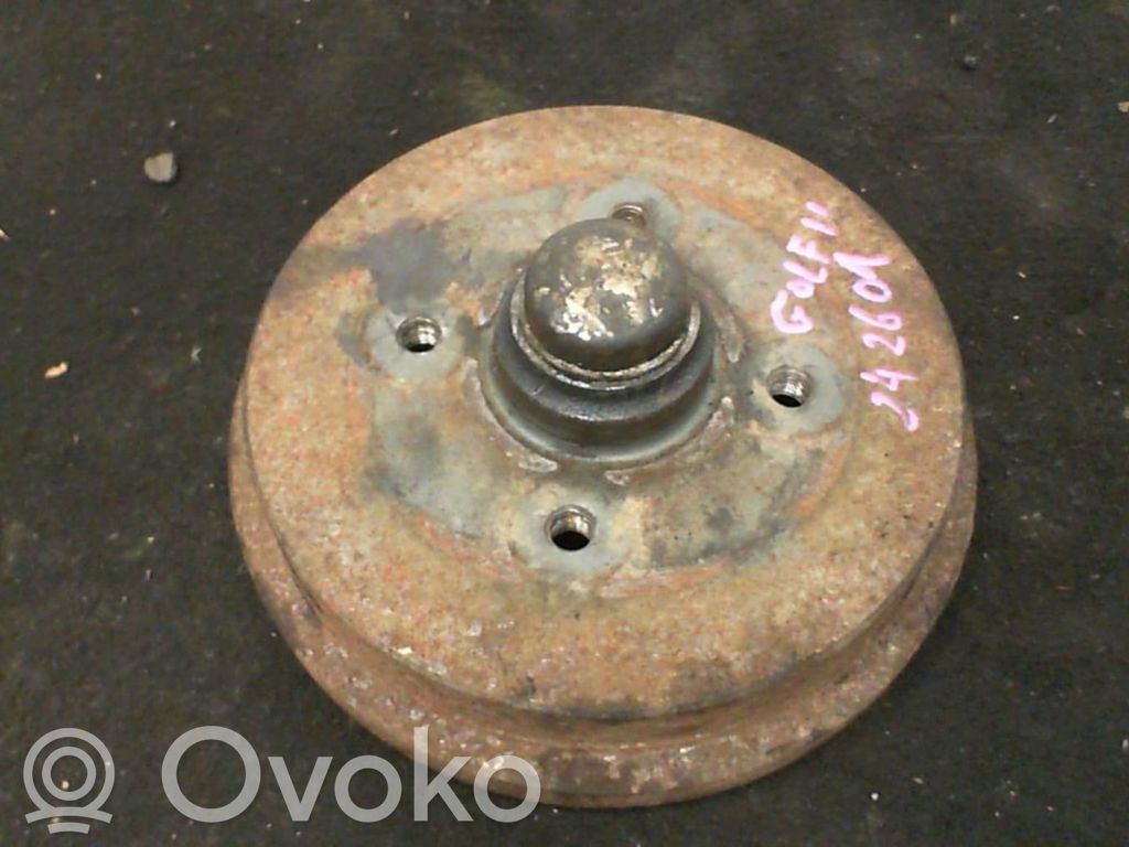 Volkswagen Golf II Hamulec bębnowy tylny 