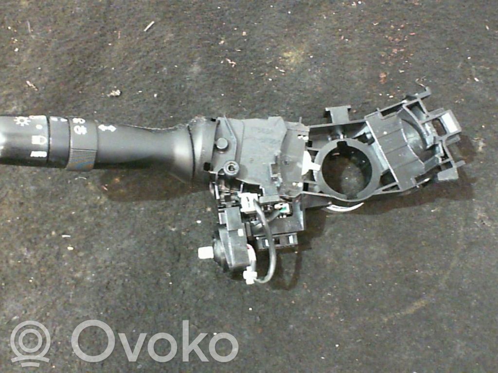 Lexus RX 330 - 350 - 400H Palanca de intermitentes 