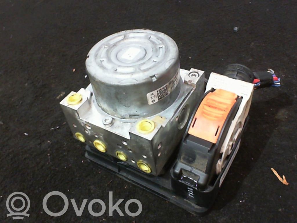 ABS-pumppu   1682841280