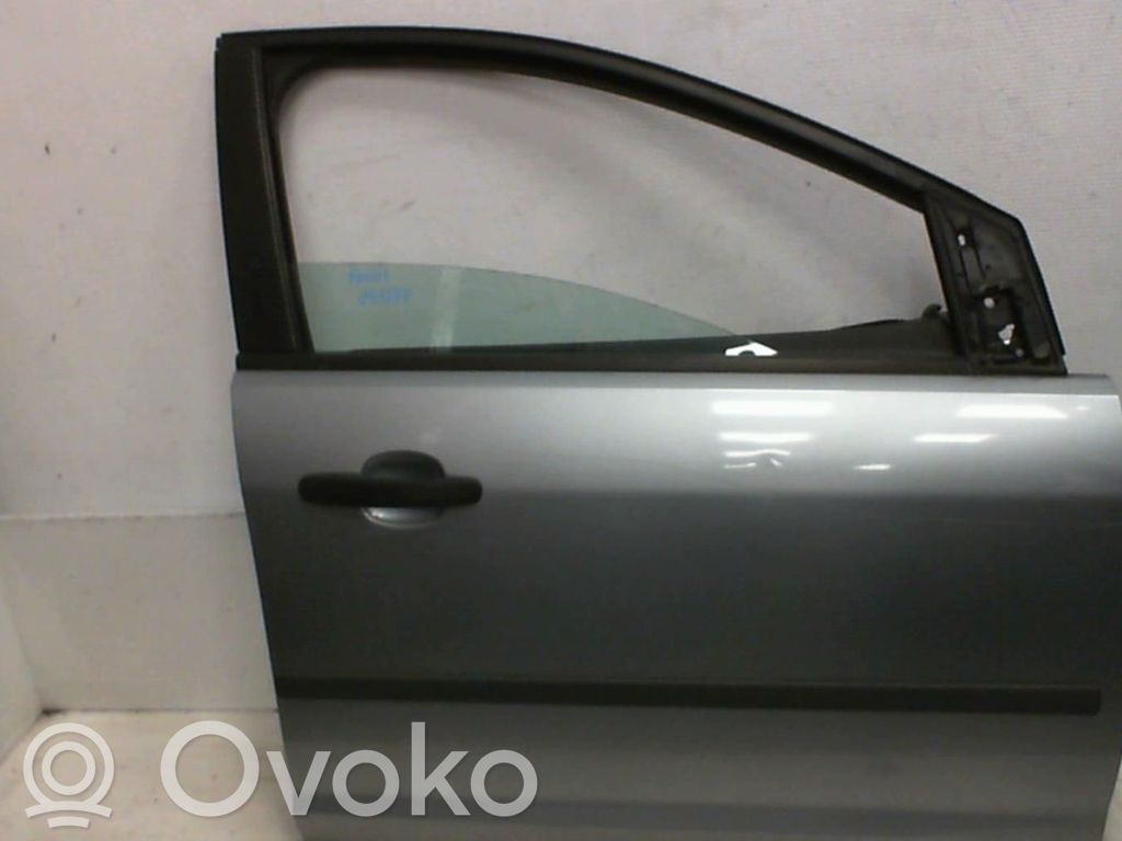 Ford Focus Дверь 