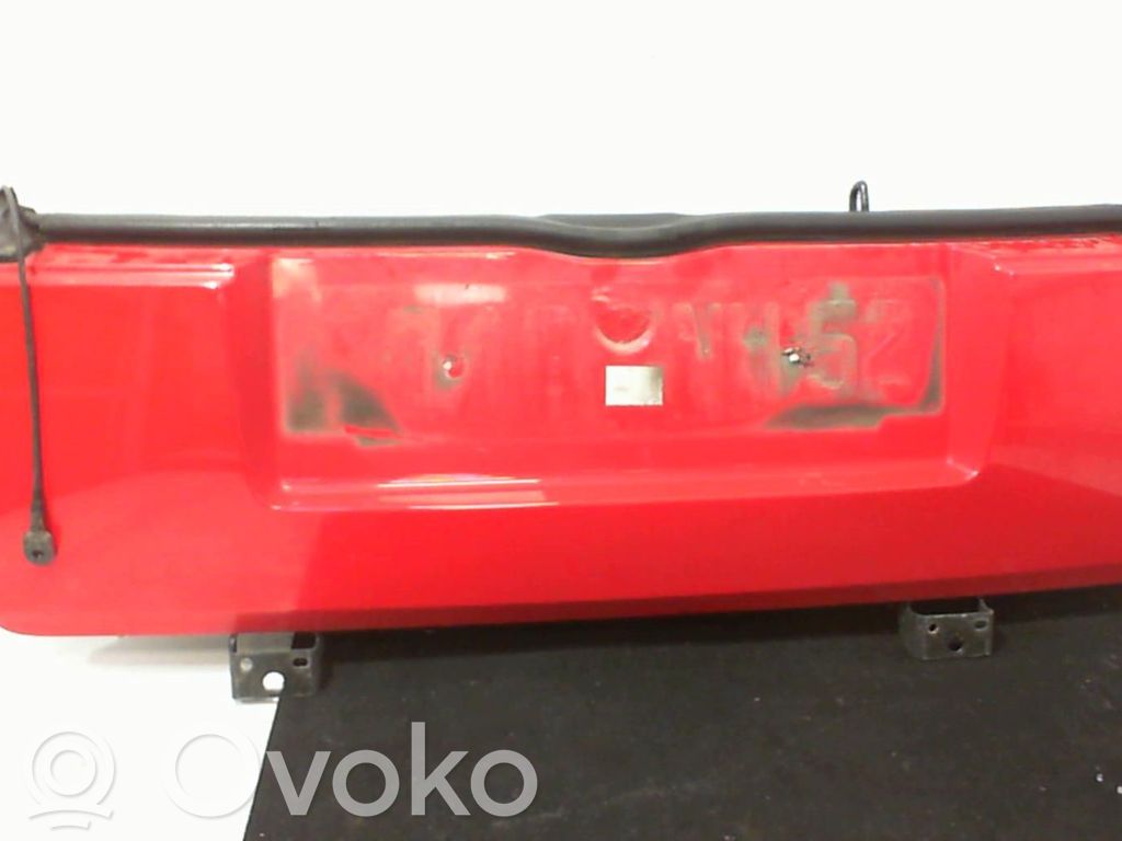 Tailgate/trunk/boot lid   8701W2