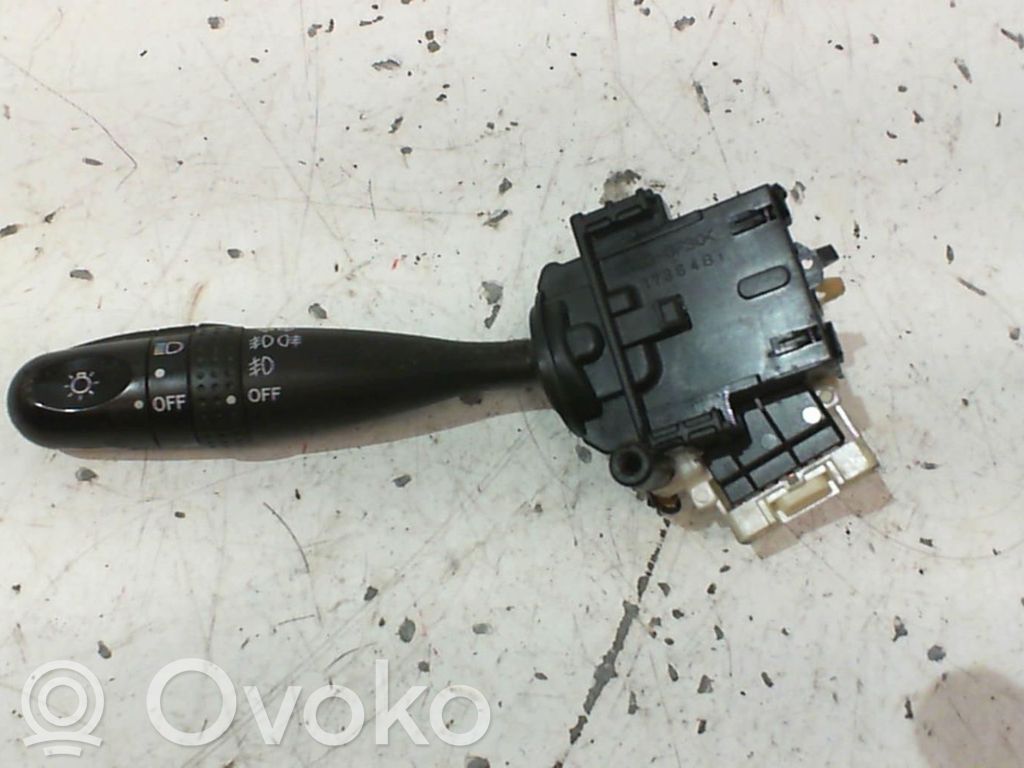 Toyota Corolla Verso E121 Indicator stalk 