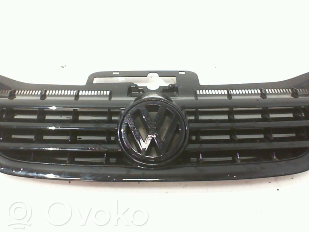 Volkswagen Touran I Etusäleikkö 