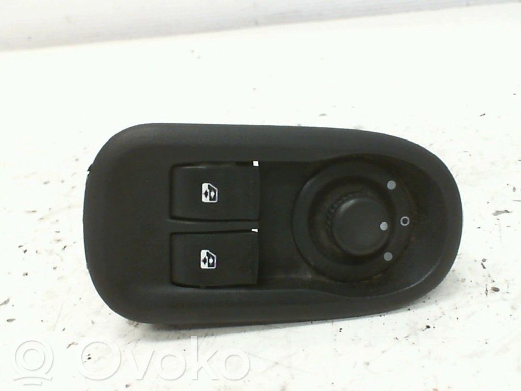 Renault Kangoo II Electric window control switch 