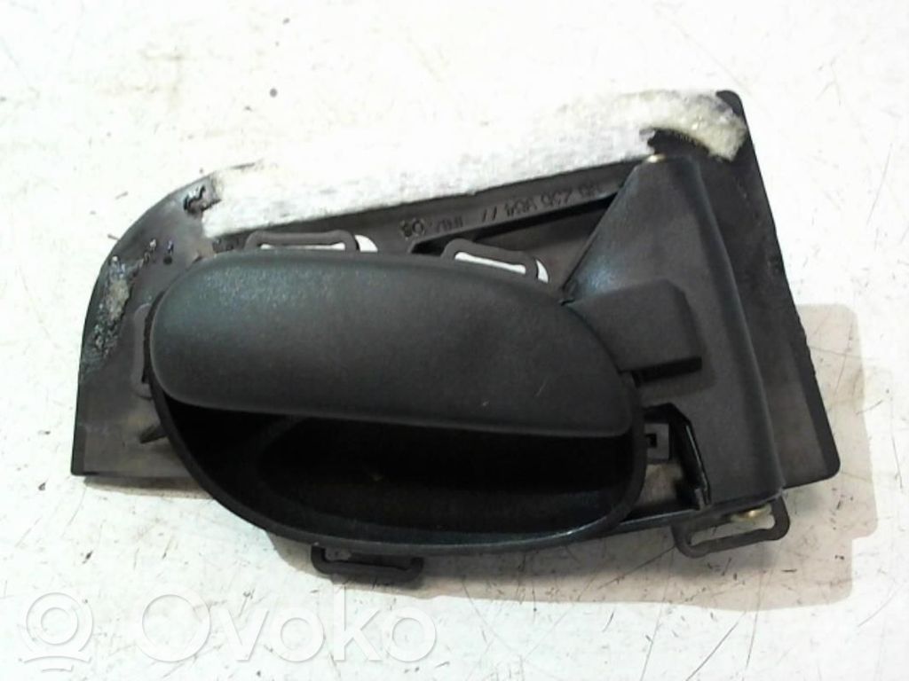 Peugeot 206 Manecilla interna puerta delantera 