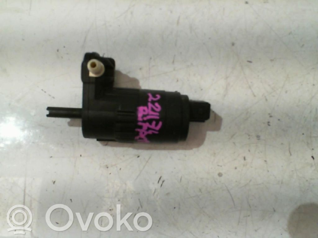 Peugeot Bipper Windscreen/windshield washer pump 