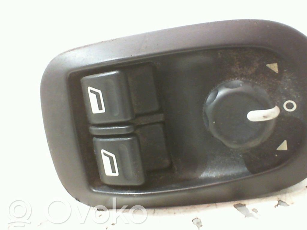 Peugeot 306 Electric window control switch 