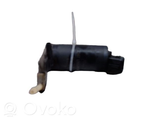 Ford Fiesta Windscreen/windshield washer pump 