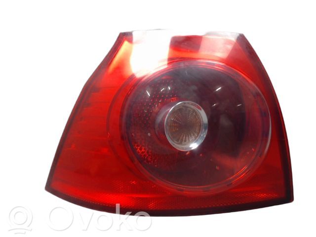 Volkswagen Golf V Lampă spate în caroserie 