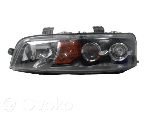 Fiat Punto (188) Headlight/headlamp 