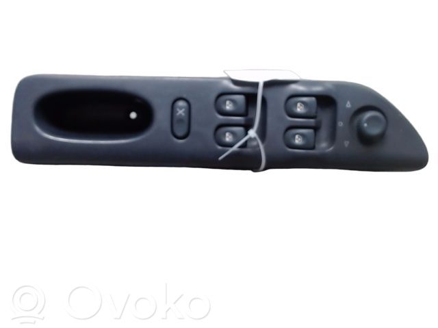 Electric window control switch   7700876401,7700876401