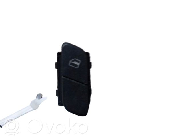 Volkswagen Polo IV 9N3 Comutator comandă geamuri electrice 
