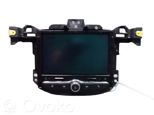 Opel Corsa E Radio/CD/DVD/GPS head unit 