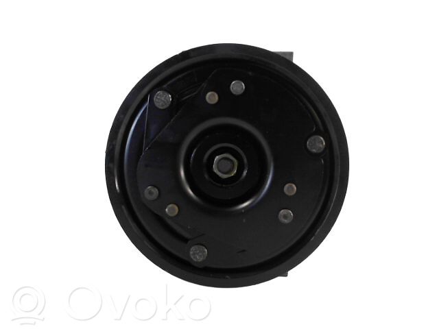 Renault Scenic I Air conditioning (A/C) compressor (pump) 