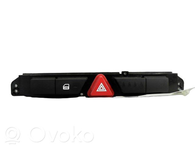 KIA Ceed Hazard light switch 