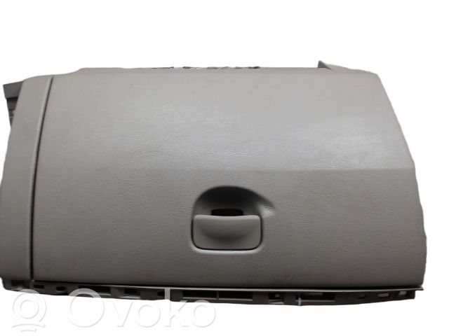 Guantera   8200407713,0001001744,8200407713