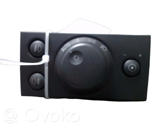 Opel Vectra C Light switch 