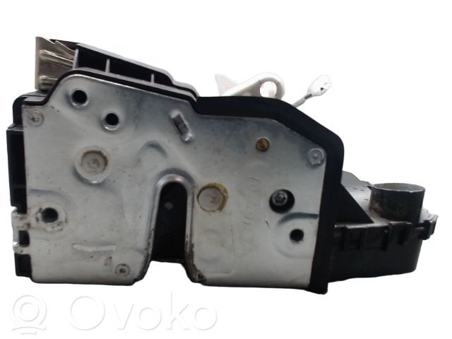 Etuoven lukko   51217011241,51217011241