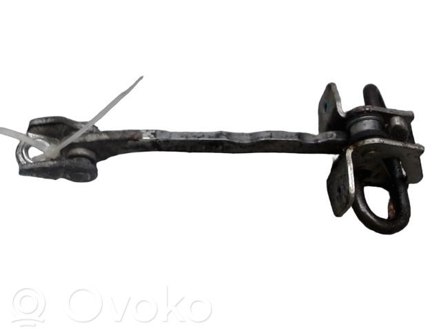 Opel Corsa C Etuoven pidätin 
