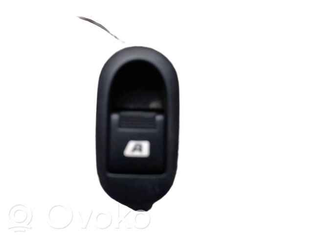 Peugeot 1007 Electric window control switch 