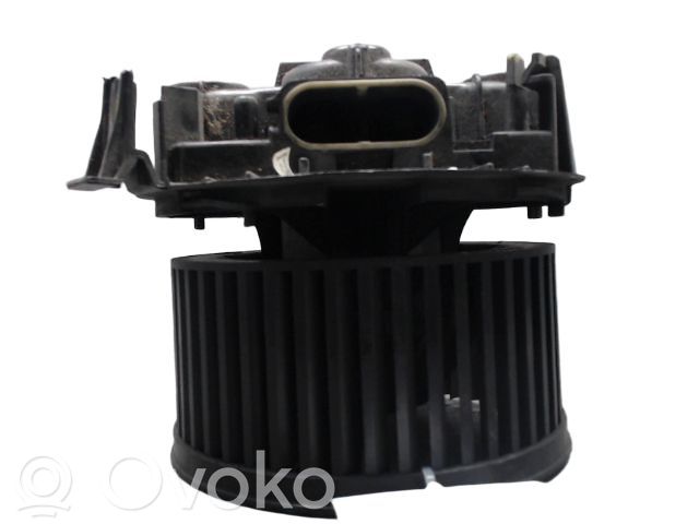 Renault Clio III Mazā radiatora ventilators 