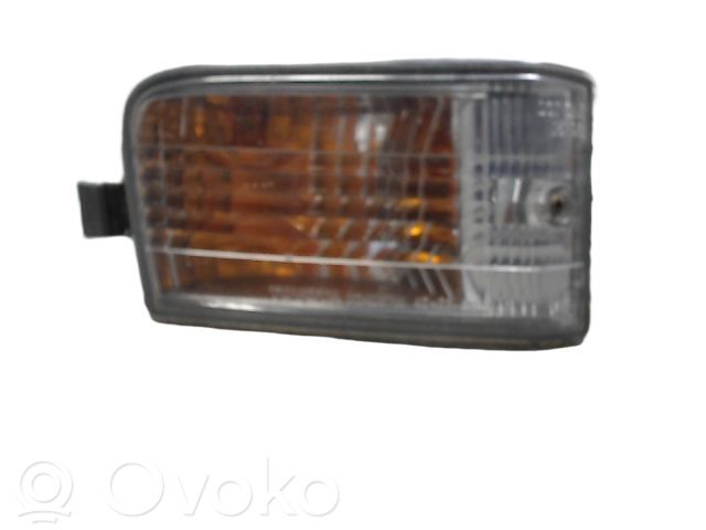 Toyota RAV 4 (XA20) Kierunkowskaz przedni 